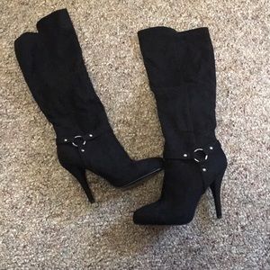 Guess high heel boots